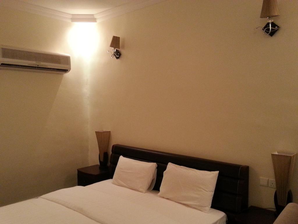Rimal Suites Apartments Salalah Room photo