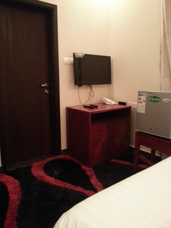 Rimal Suites Apartments Salalah Room photo